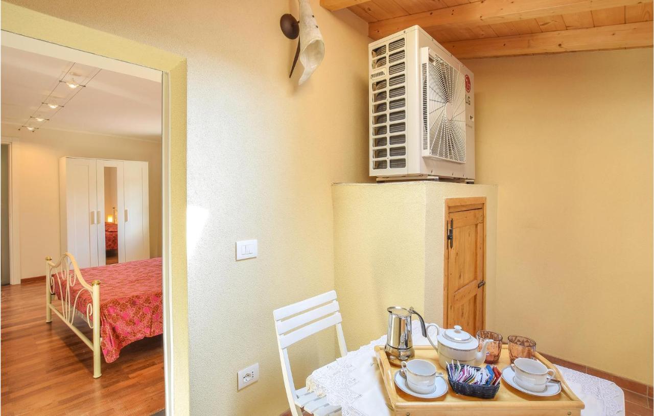 Stunning Apartment In Monte Isola With Kitchen ภายนอก รูปภาพ